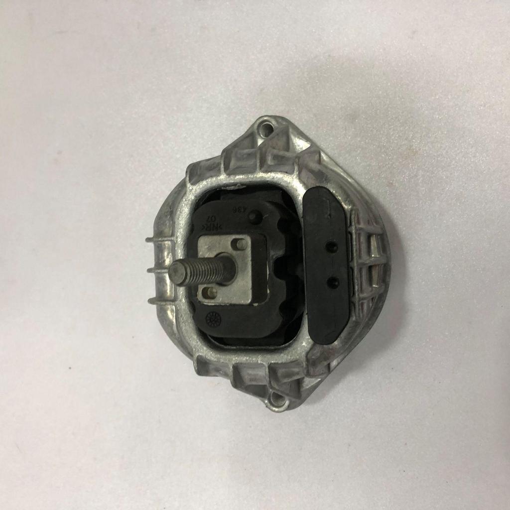 BMW Engine Mount Rubber 22116768852 - Car Accessory