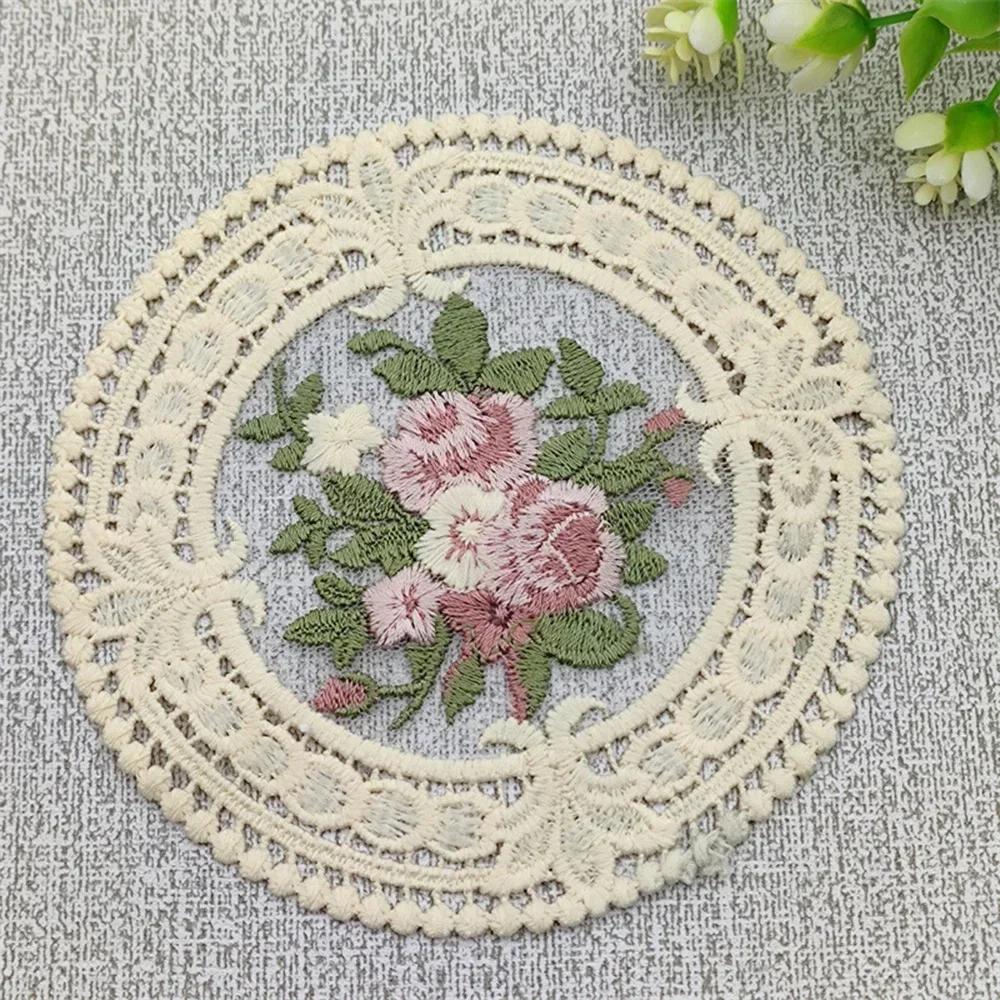 Court Style Vintage Lace Coaster Placemat Embroidery Craft Bowls Coffee Cups Coaster European Style Fabric Anti-Scald Table Mat