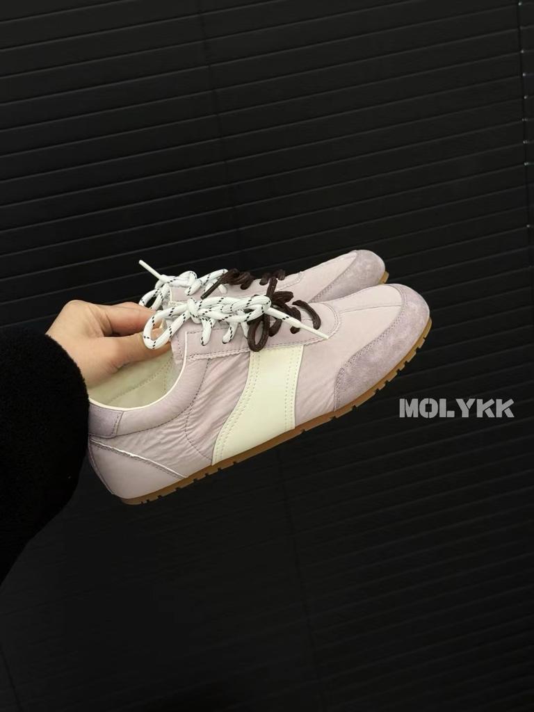 Jaro a léto miu style dámské trendy nové retro design smysl barevné sladění makaronové ležérní sportovní boty