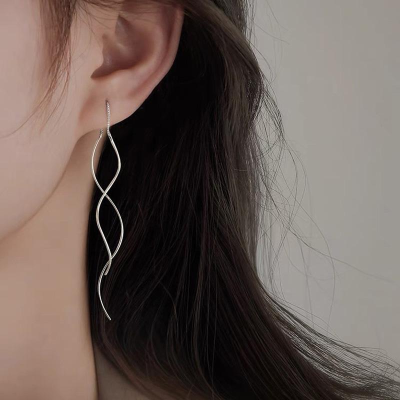Orecchini Minimalisti Lunghi con Frange Ondulate Nuovi Orecchini Pendenti alla Moda da Donna Gioielli di Alta Gamma Accessori Minimalisti Regali