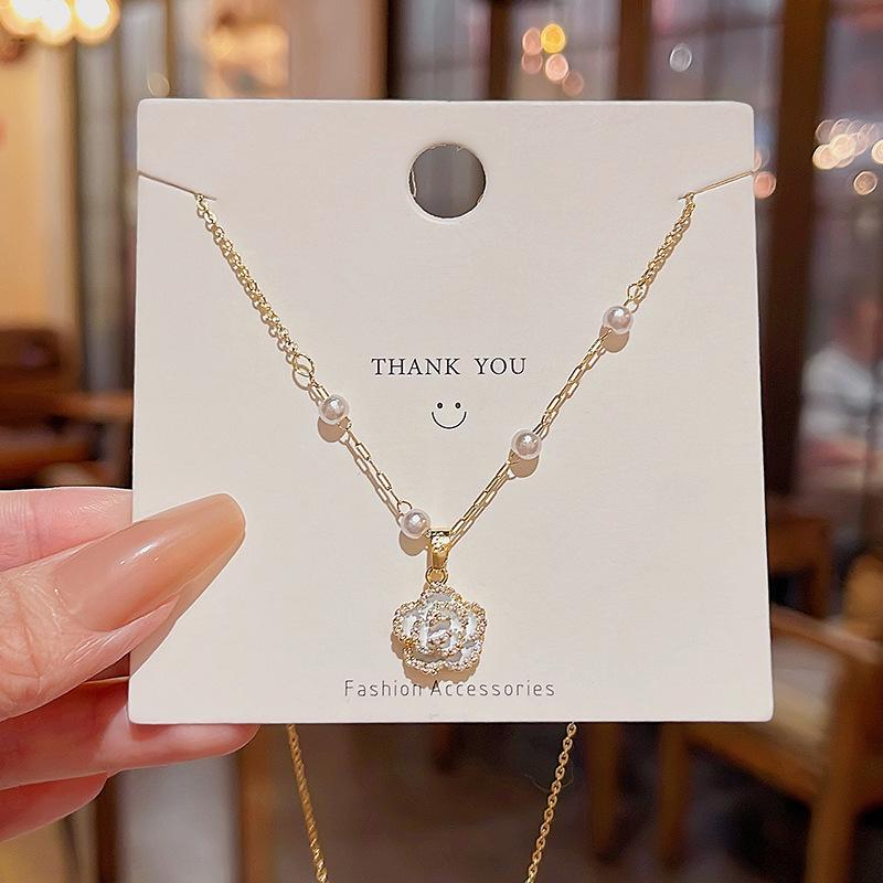 

Жемчужное колье-ключица камелия - Корейский стиль легкой роскоши