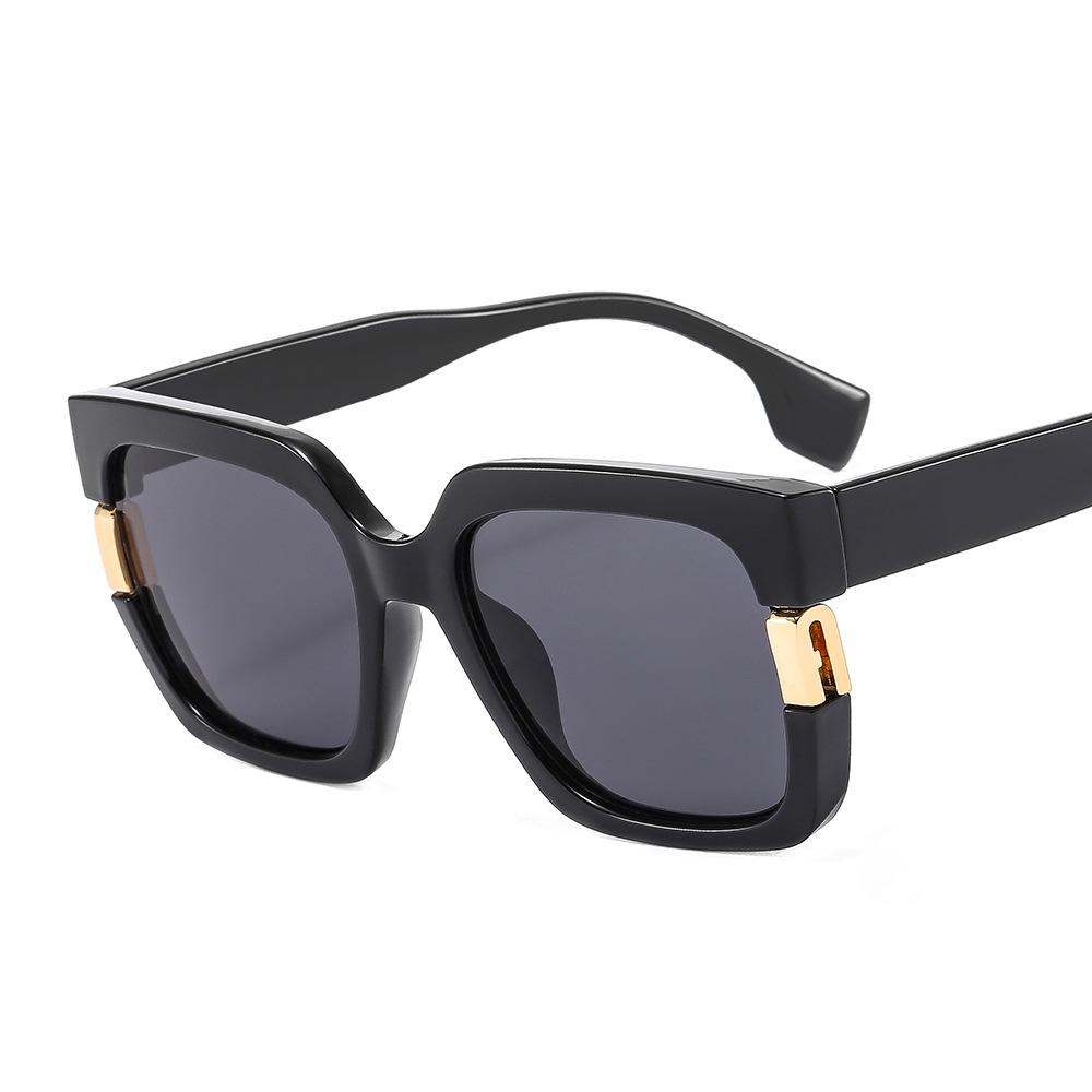 Qmoon New Men Square Big Sunglasses Uv400 Retro High Quality Brand Pc Sunglasses Women Fashion 2024