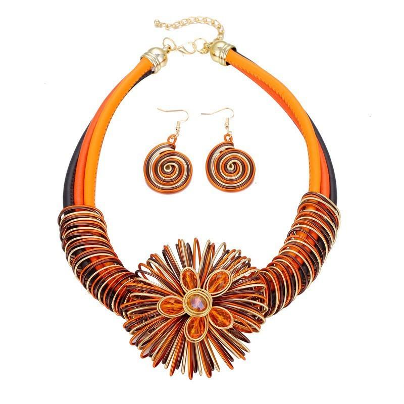 Modern Water Crystal Floral Jewelry Set With Alloy And Embossed Embedding For Spring Wear