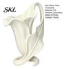 Künstlerisches Tischornament 3D-gedrucktes Calla-Lilien-Vasenornament, Eleganter matter Off-White Blumenhalter mit stabilem Spiral-Feinfinish-Sockel,