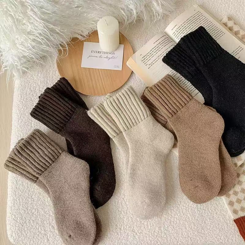 Thickened Fleece Lined Women's Wool Socks Mid-Calf Loose Mouth Elastic Winter Warm Home Comfortable Socks