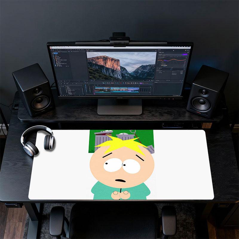 Butters Mouse Pad, Large Gaming Desk Mat, Non-slip XXL Mousepad for Laptop & Tablet, Mini PC Playmat with Stitched Edges