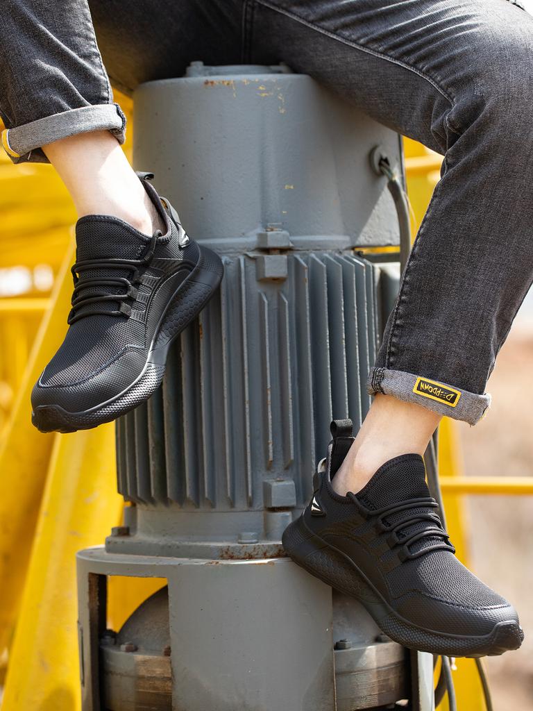 Men's Safety Shoes Anti- Crush Steel Toe Puncture Resistant Kevlar Lightweight Breathable Upper Slip-On Work Shoes