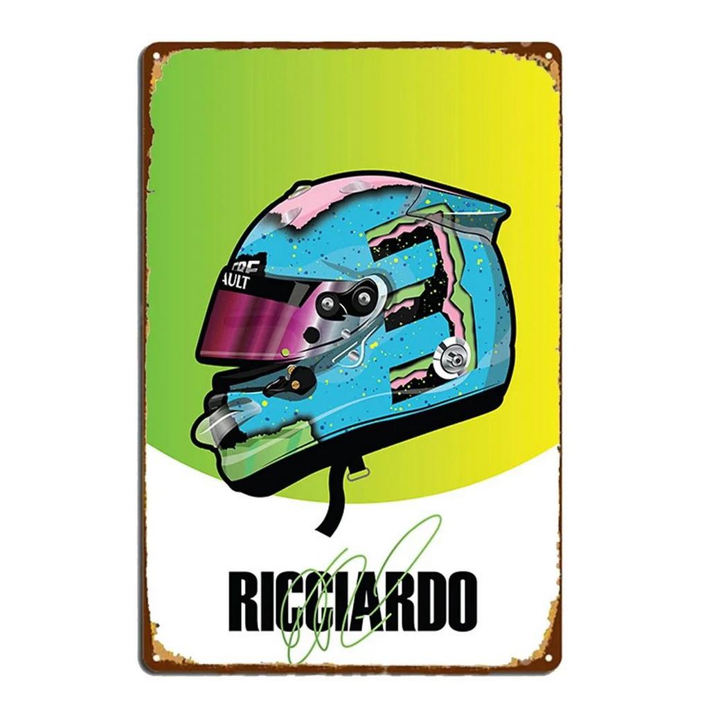 Football Helmets Metal Tin Signs Wall Decoration Plaque Vintage Art Poster Iron Painting for Man Cave Home Cafe Garden Club Bar