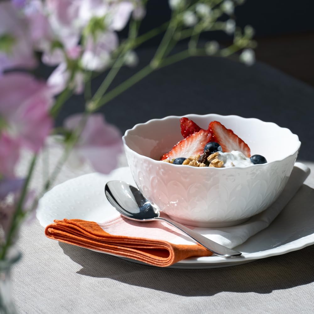 NARUMI Silky White Salad Bowl, 14cm Diameter, White, Cute Relief Design, Microwaveable, Dishwasher Safe, 9968-3443P