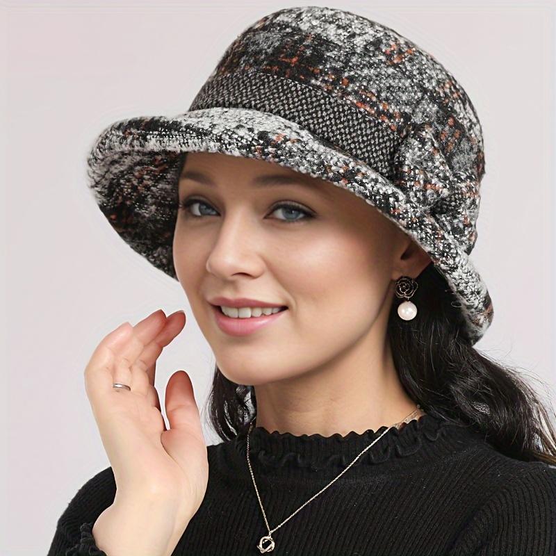 

Праздничная вязаная зимняя шапка 2025 для женщин: Только ручная стирка, Полосатый узор, Эластичная застежка, Легкий дизайн чёрный