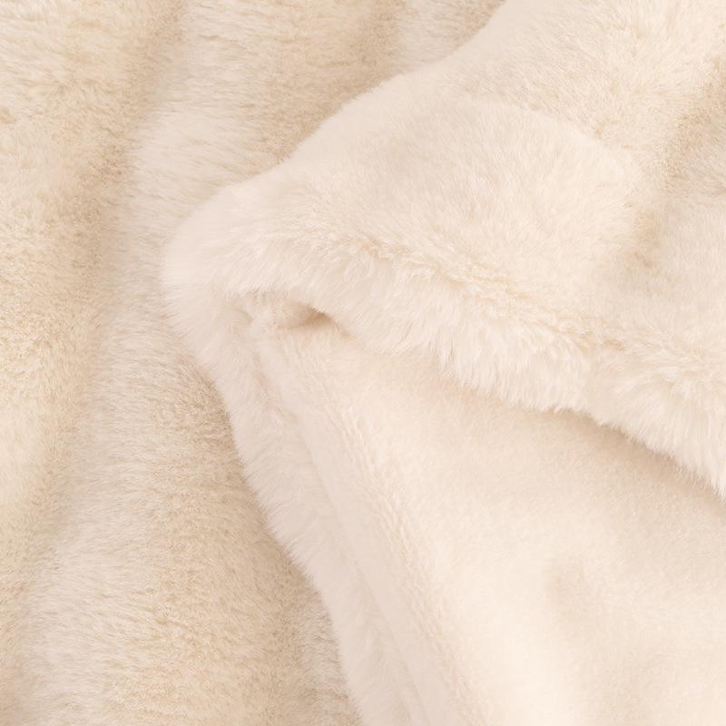Elegant Toca Extra Thick Double Layer Faux Fur Sofa Nap Blanket