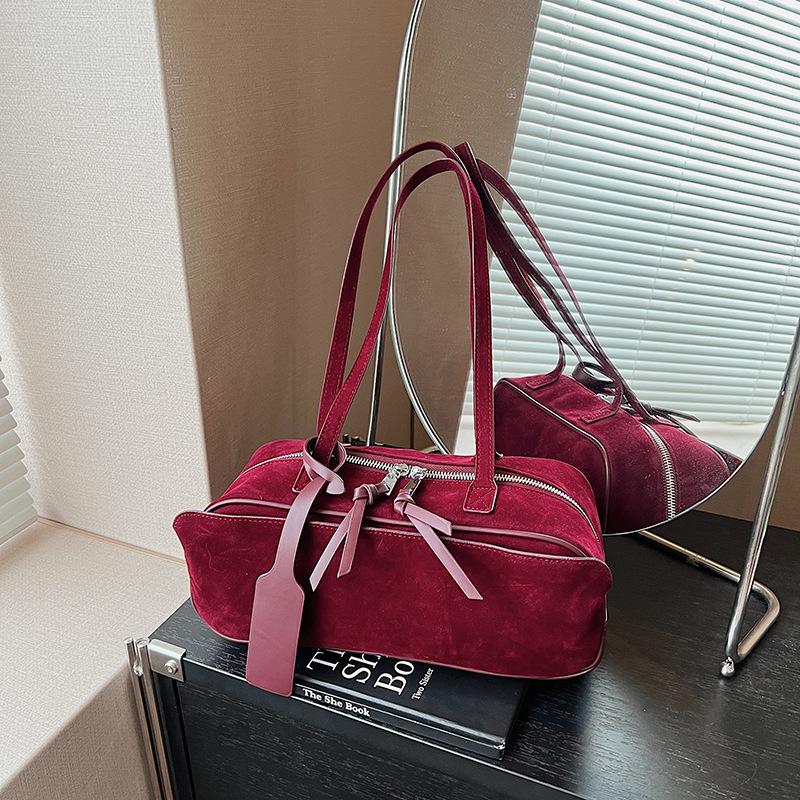 Suede bag women's large-capacity new autumn and winter retro shoulder underarm bag commuter pillow bag