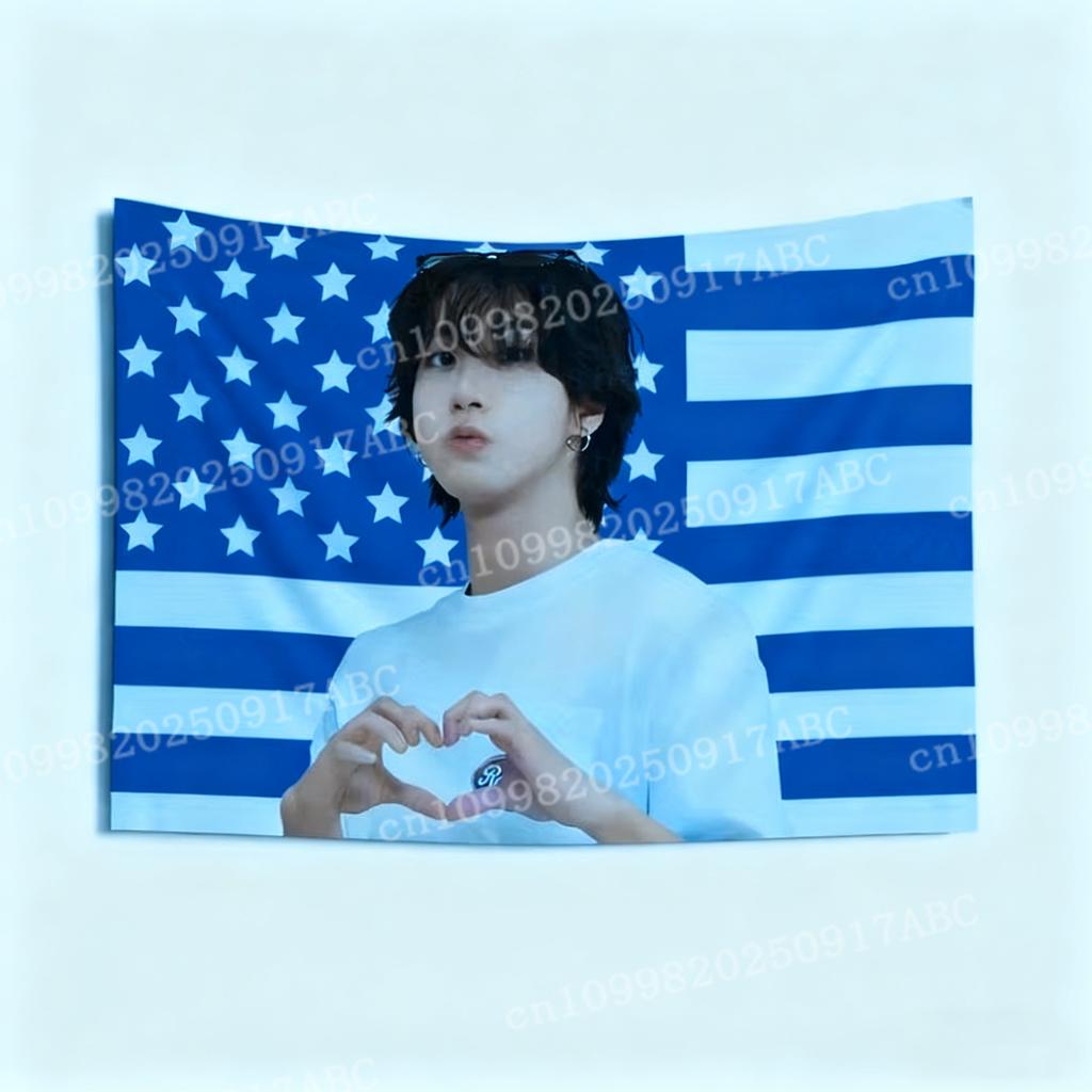 Amerikanische Flagge Wandteppich Heimdeko Wandteppich Rosa Amerikanische Flagge Design mit jungem Mann, der Herzform macht Geschenk Heim Wandteppich