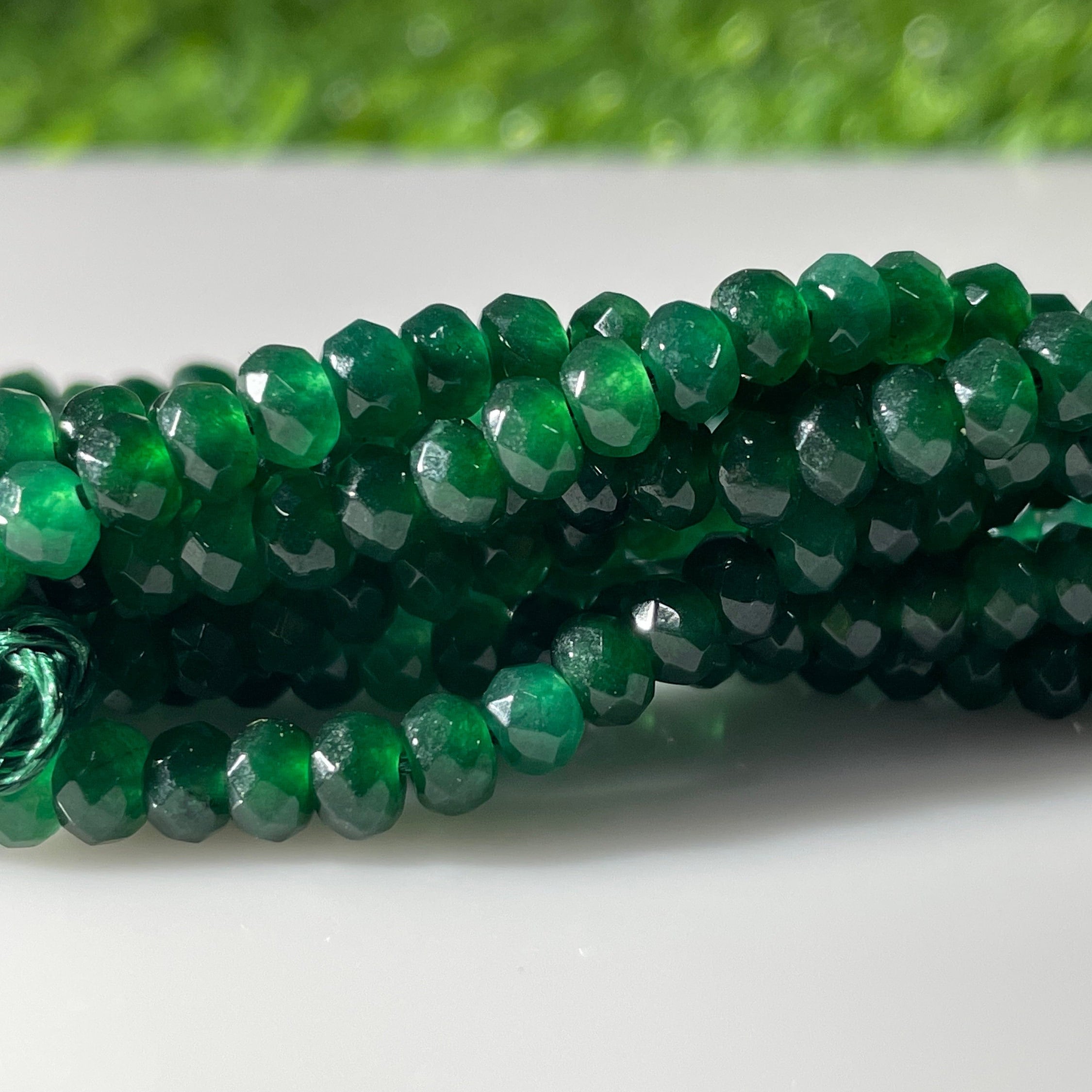 Faceted Green Emerald Beads: 4mm Round Gemstone String 10 Inch (25 cm)