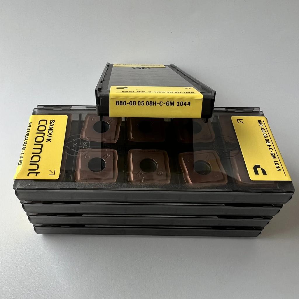 SANDVIK / 880-080508H-C-GM 1044 / Industrial indexable Carbide Inserts 10 Pcs