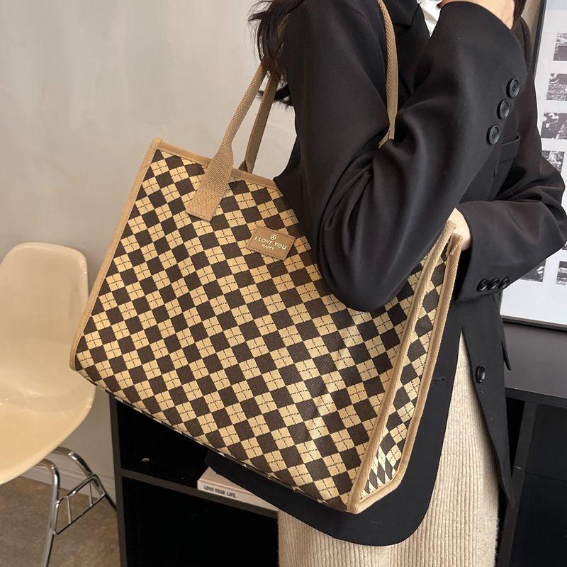 Borsa di grande capacità Borsa a tracolla popolare da donna per la primavera e l'estate Borsa tote scozzese per tutte le partite Borsa tote in tela Borsa per mamma