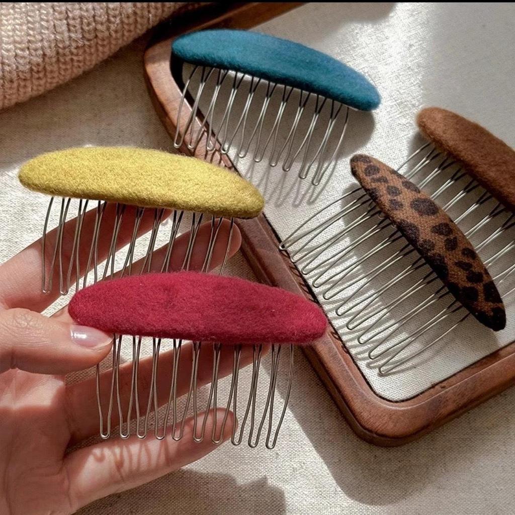 Korean Retro Woolen Hairpin Comb - Elegant Princess Style for Flyaways and Bangs