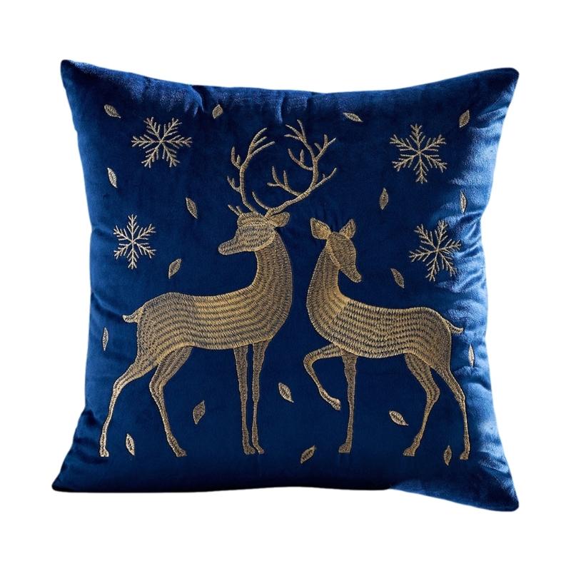 Winter Themed Plush Pillow Cover Features Easy Zippers Closure Washable Home Bed Car Decoration 1580₽