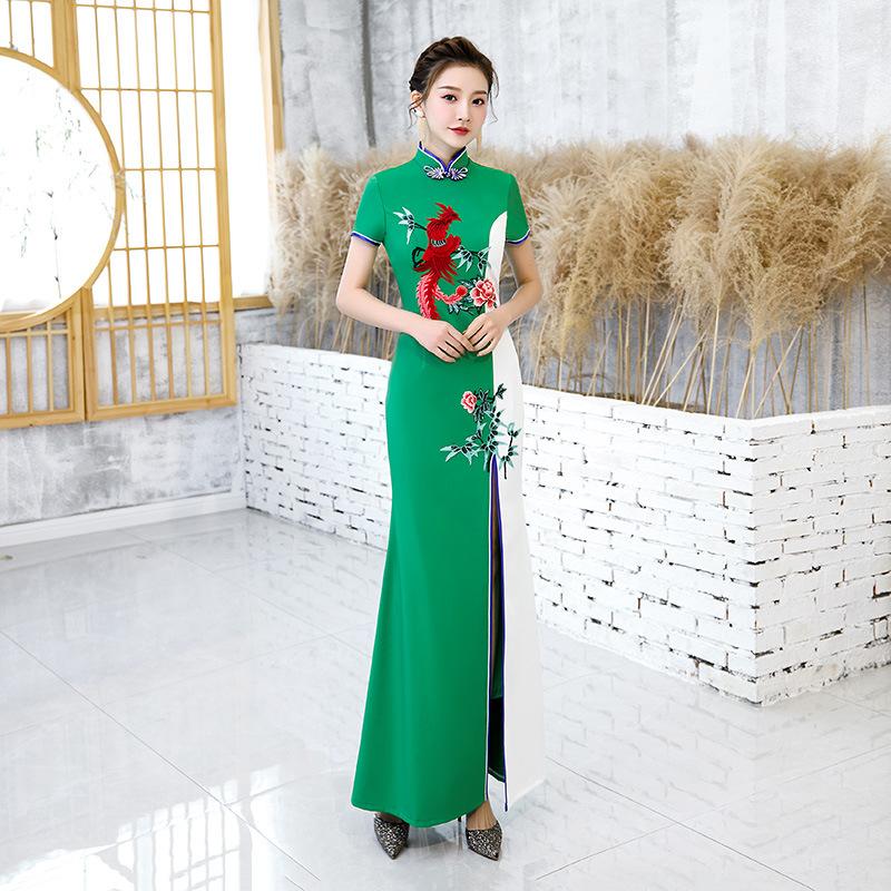 Chinese retro mother cheongsam new Hanfu autumn improved version can be worn elegant Chinese style female manufacturer