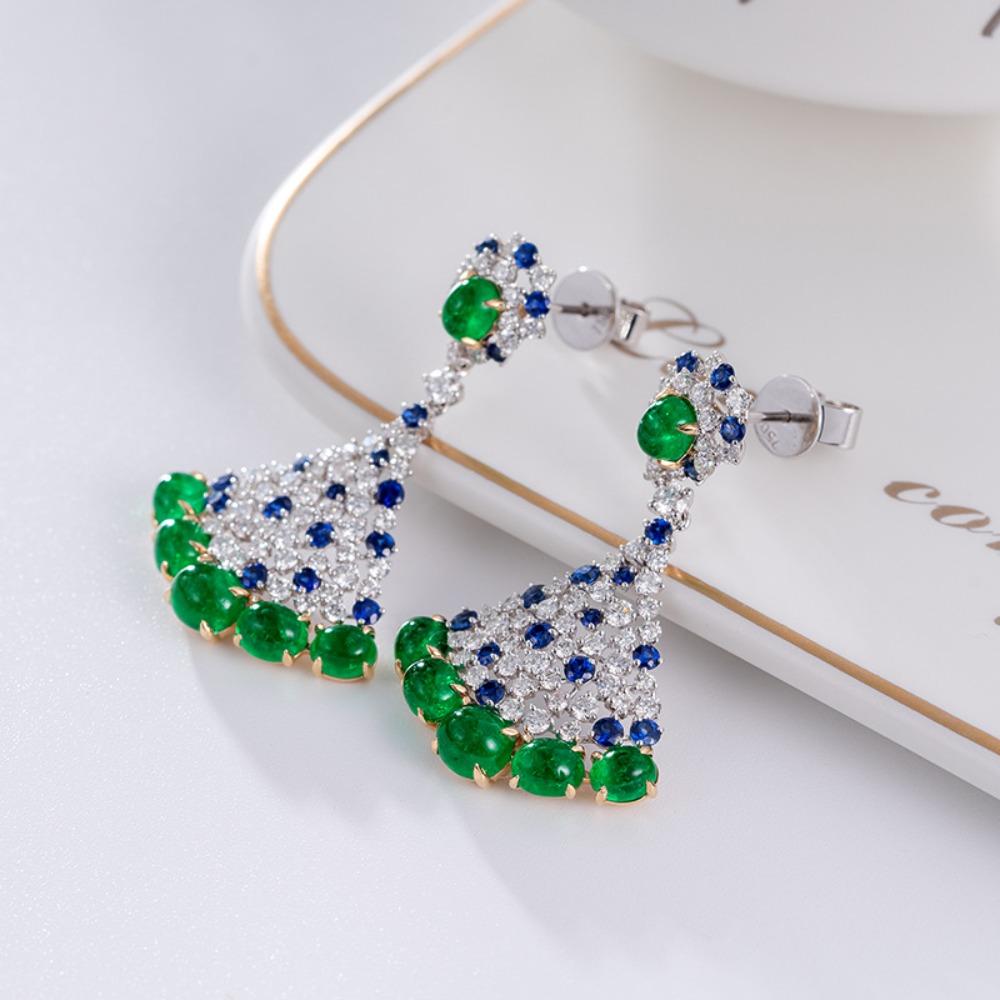 

Elegant Fairy Dress Earrings S925 Silver Needle Light Luxury Simulated Emerald Stud Earrings for Women