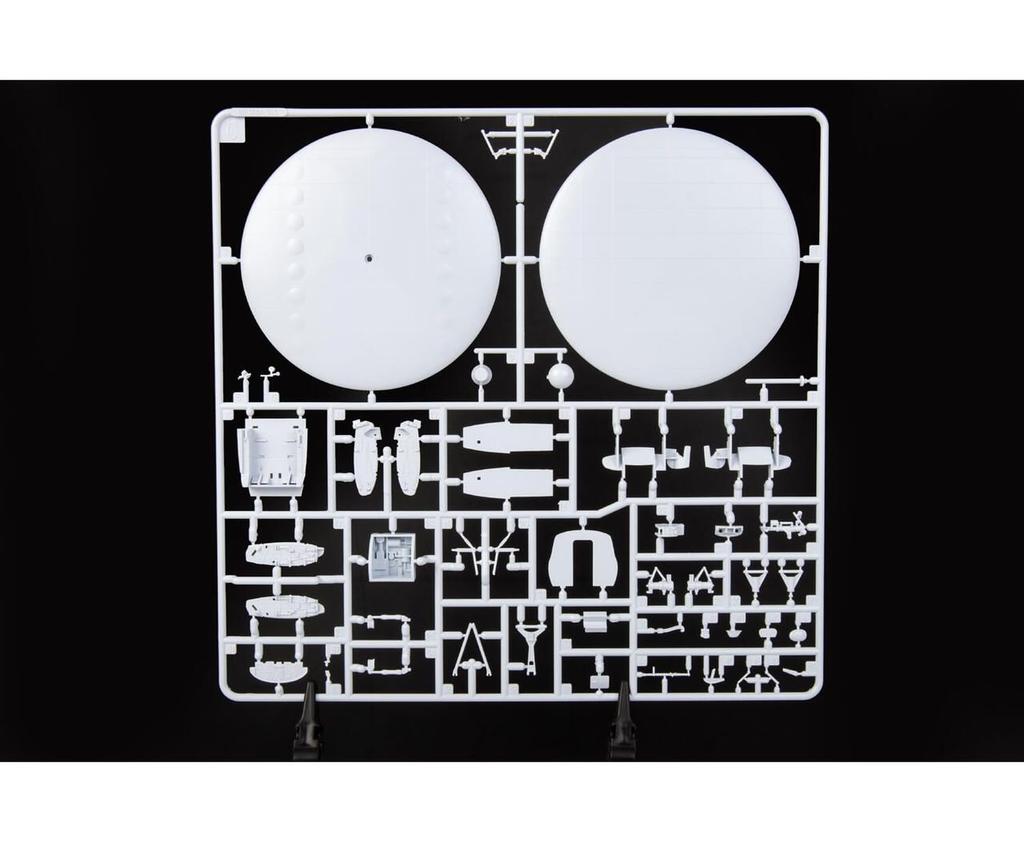 Eduard 1/72 Limited Edition Eyes of the Fleet E-2C Hawkeye Plastic Model Kit EDU2153 (Airplane)
