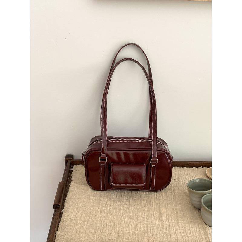 New shoulder bag large capacity high-end handbag fashion versatile commuter niche style underarm bag women