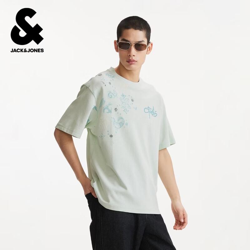 

JACK&JONES Men s Short Sleeve Graphic Tee S