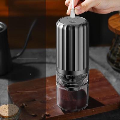 Macinacaffè portatile con ricarica wireless USB