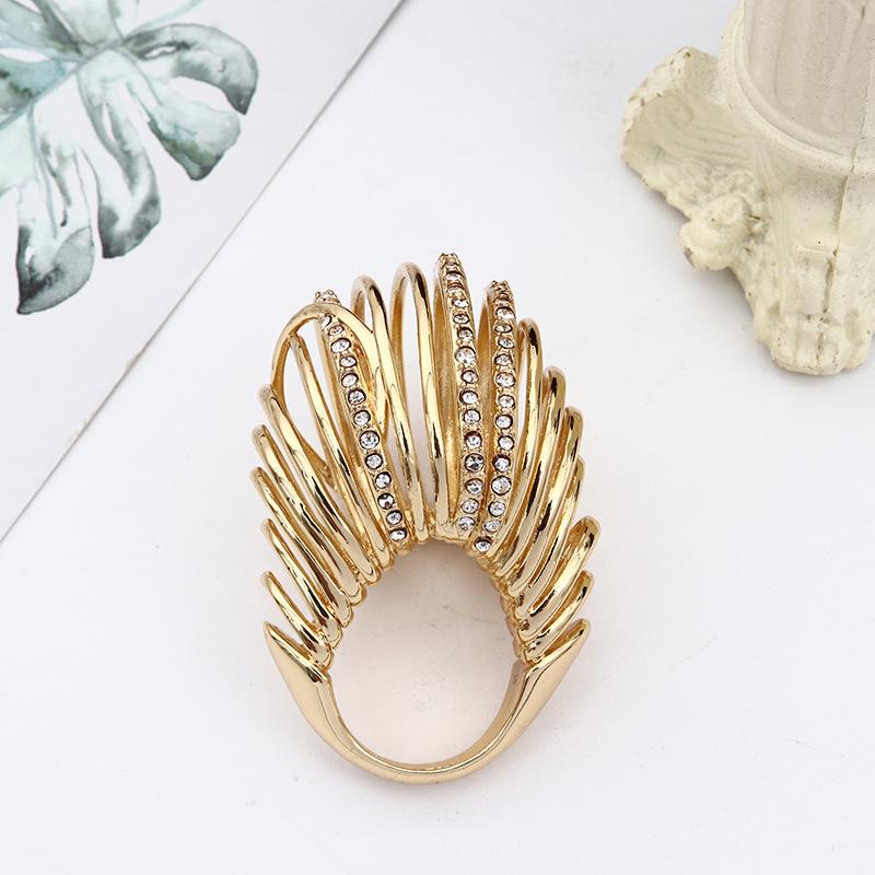 New Style Earrings Ring and Fashion Brooch Vintage Necklace