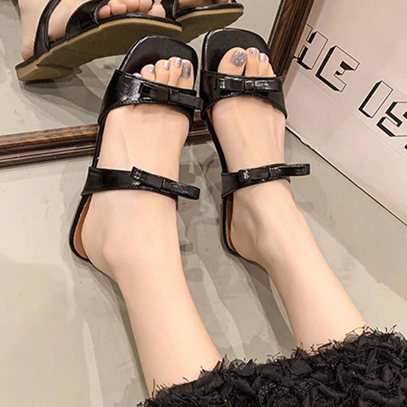 Mocassins à nœud tendance Chaussons pour femmes Chaussures décontractées tendance Sandales d'été 2025 Tongs de plage Marche Nouvelle tendance Robe Mujer De Sandalias