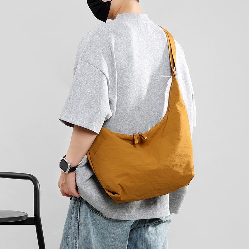 Women's Canvas Crossbody Bag Large Capacity Commuter Tote Bag