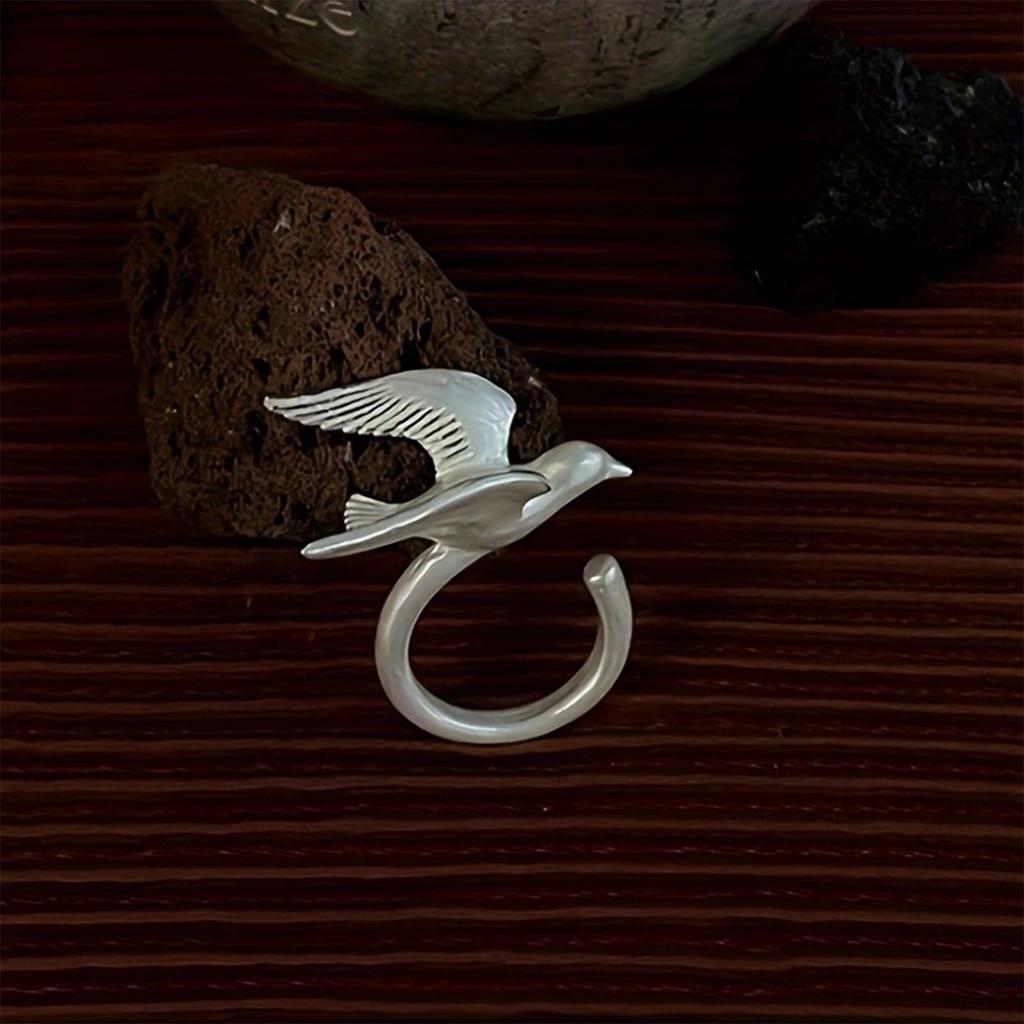 Adjustable Wild Bird Ring Symbolizing Freedom Ring With Intricate Detailing For Nature Enthusiasts Alloy Jewelry