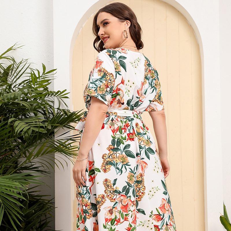 Платье с V-образным вырезом — фото 10