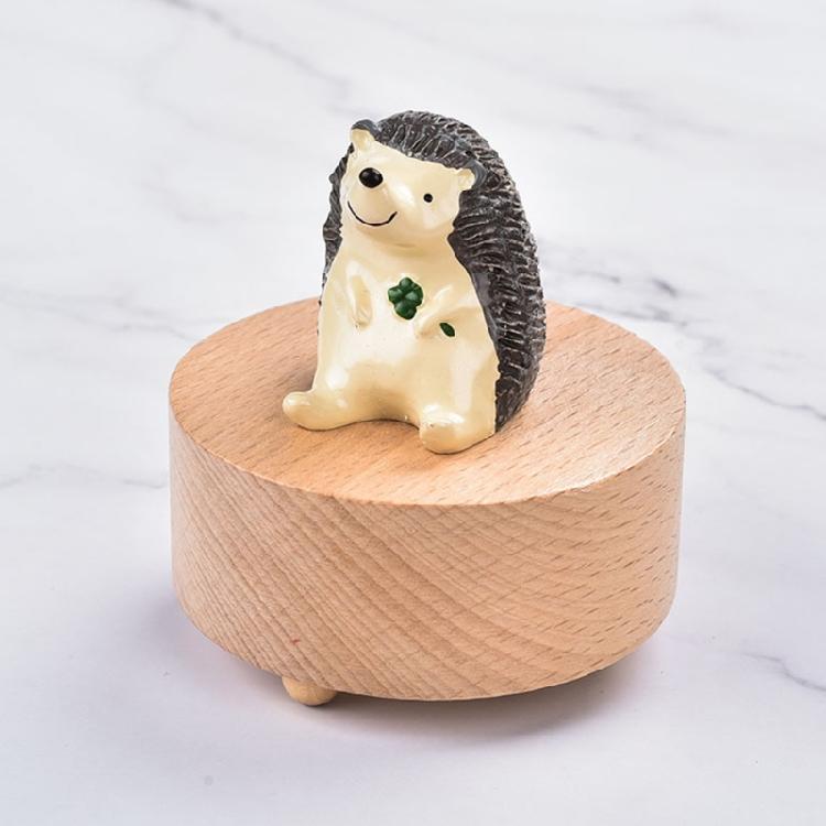 Wood Hand Crank Music Box Rotating Animal Figurine Musical Ornament for Enhancing Home Ambiances and Celebratory Gift