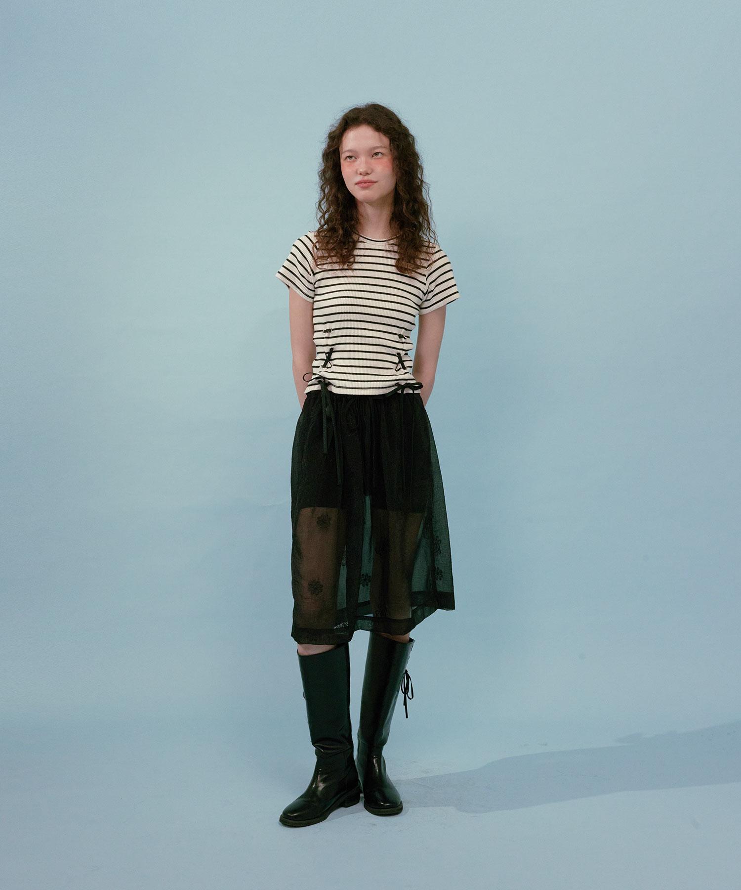 Lulu Seoul Stripe Ribbon Eyelet Top (White) White/Free