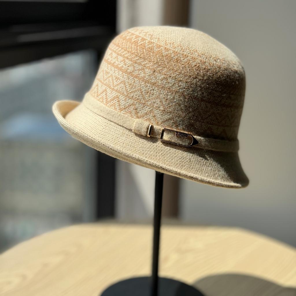New Hat Women's Autumn and Winter Knitted Hat French Rolled Edge Fisherman Hat Fashionable Metal Buckle Style Basin Hat Trendy