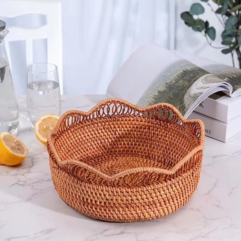 Hand-Woven Fruit Storage Basket Rattan Storage Tray Wicker Baskets Bread Food Breakfast Display Box Handicrafts Home Decoration