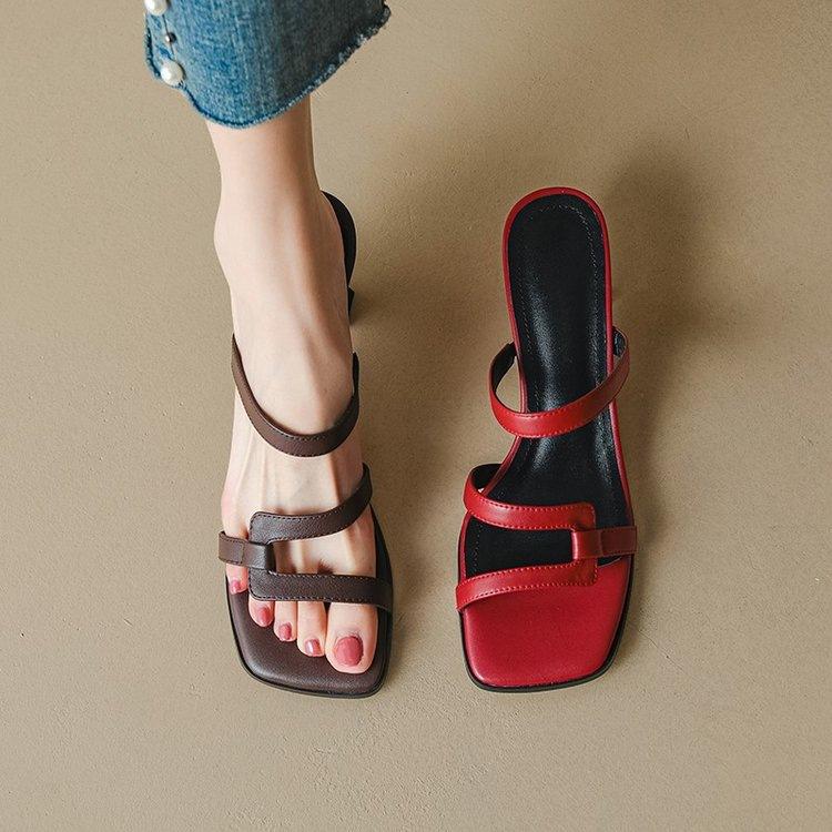 French thick heel cool slippers women's 2025 new summer retro outer wear red high heels one-word sandals women's shoes