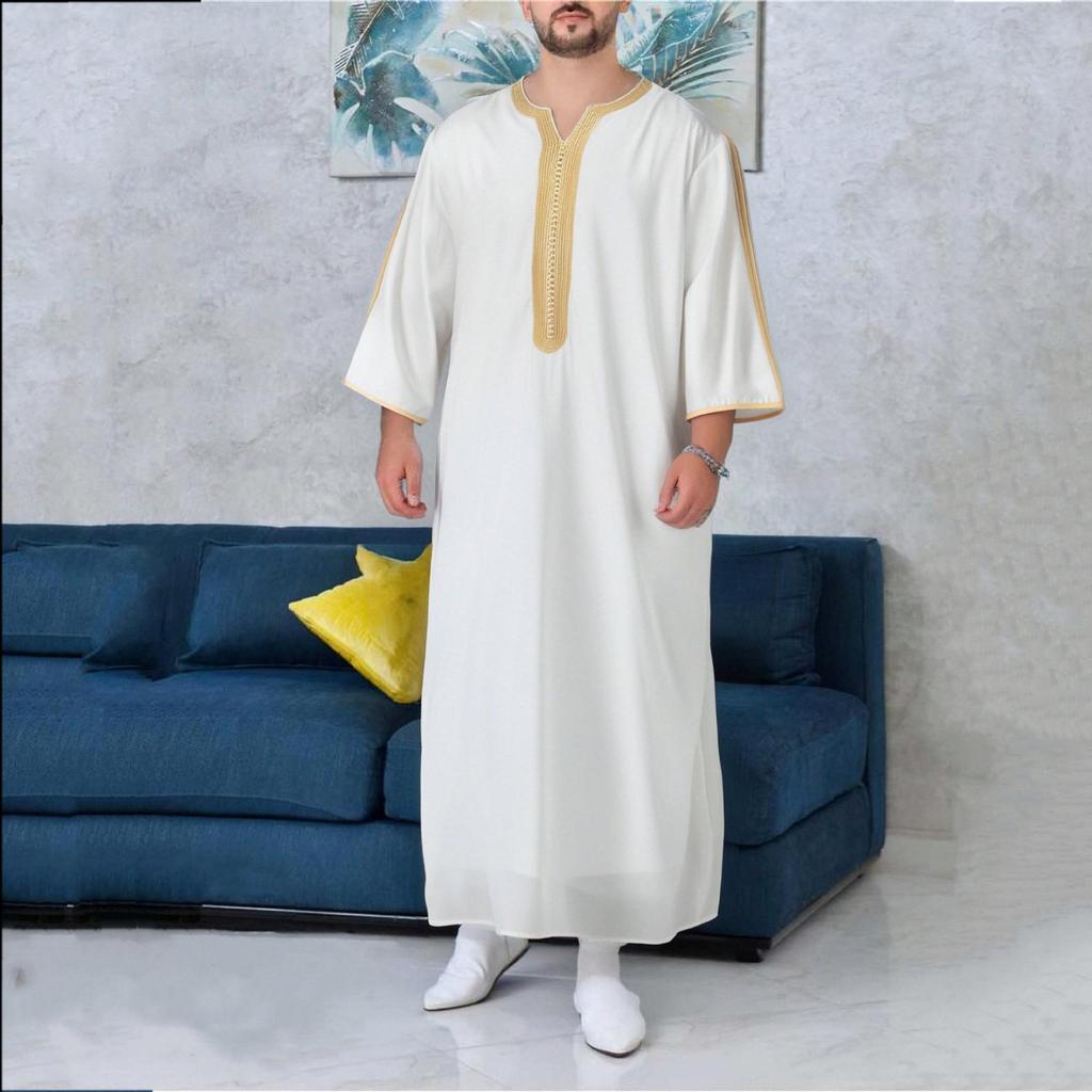 Embroidered Hooded Robe for Muslim Men, New Style Middle Eastern Thobe, Loose Long Sleeve Ethnic Design, Available Now