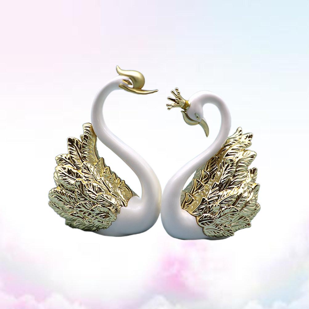 2Pcs Swan Cake Decoration Plastic Sculpture Golden Crown Swan Desktop Ornament Creative Car Decoration for Party Cake