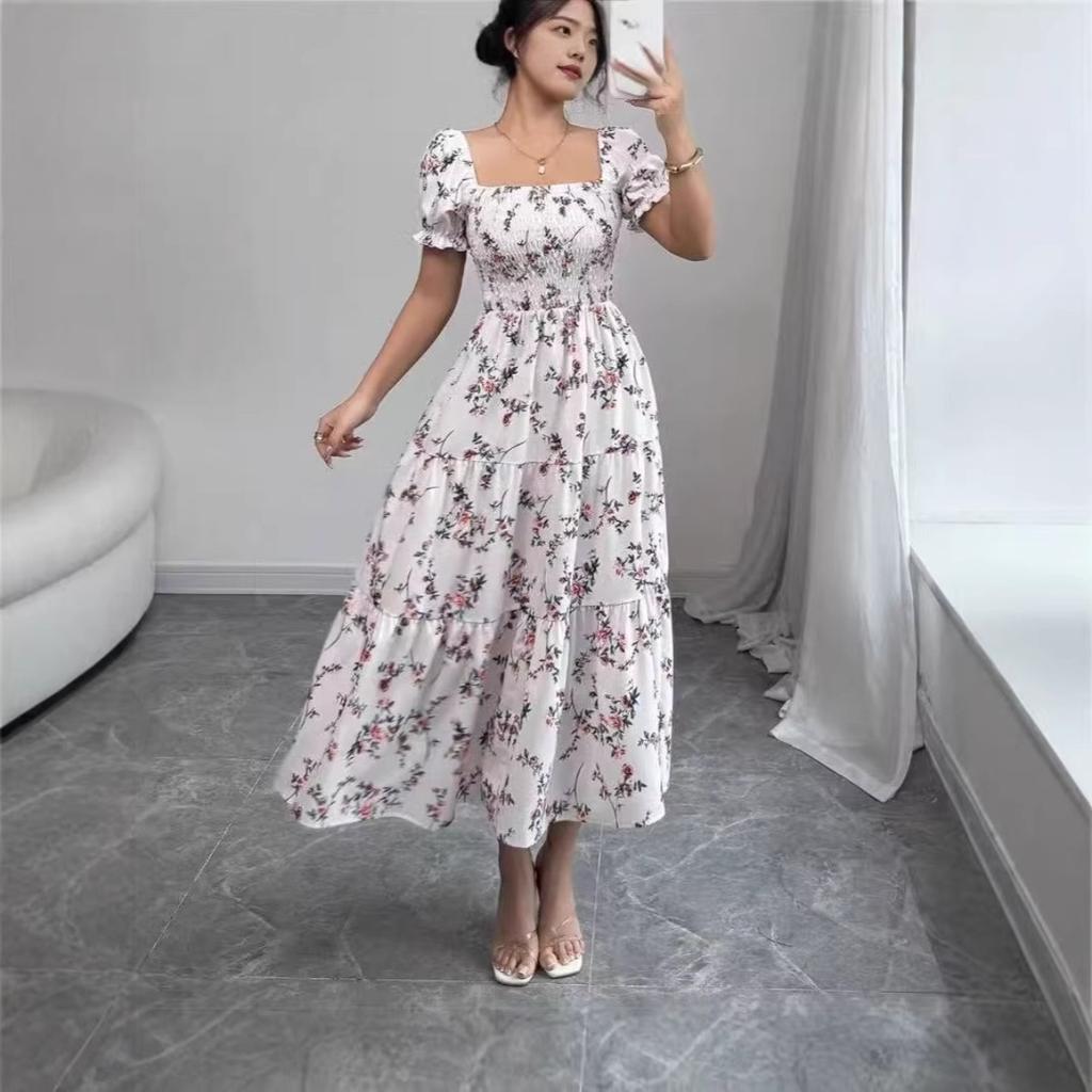 Women's Square Neck Puff Short Sleeve Smocked Floral Print Tiered Midi Dress Elegant Casual Swing Sundress