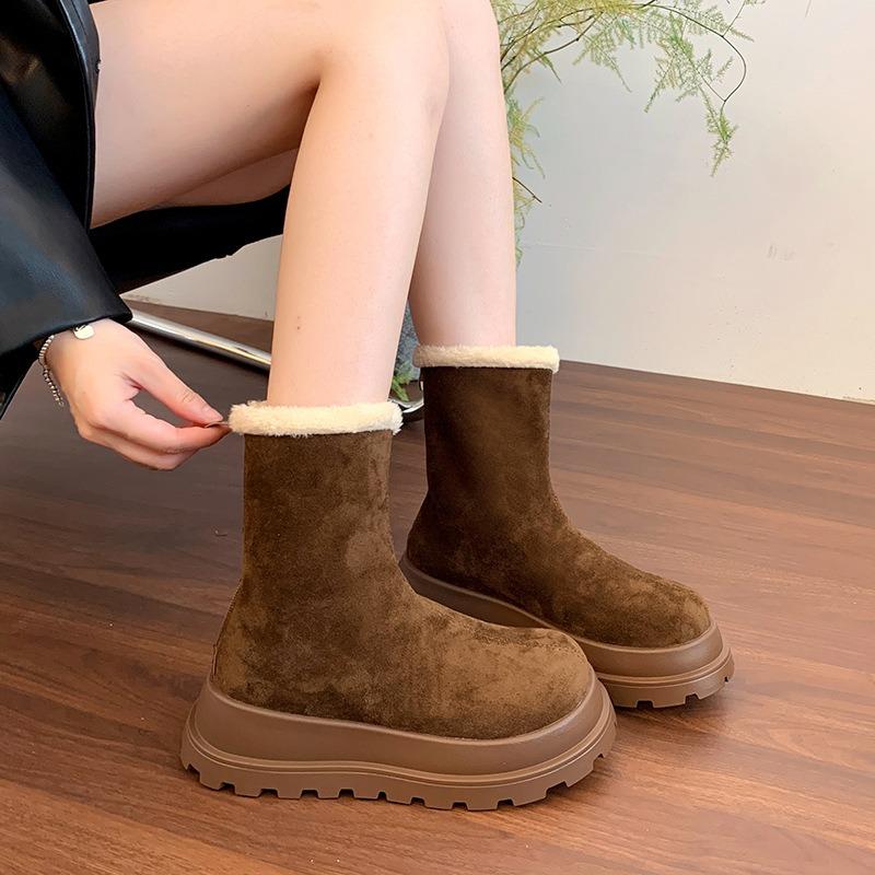 Large Size Snow Boots Women's Winter New Suede Retro Short Boots Women's Velvet Thickened Warm Women's Boots