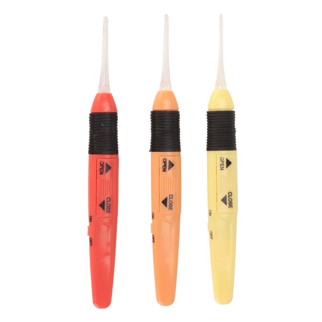 3 Pcs Lighted Crochet Hooks Set 2.5mm 3.0mm 3.5mm Lightweight Comfortable LED Crochet Set for DIY