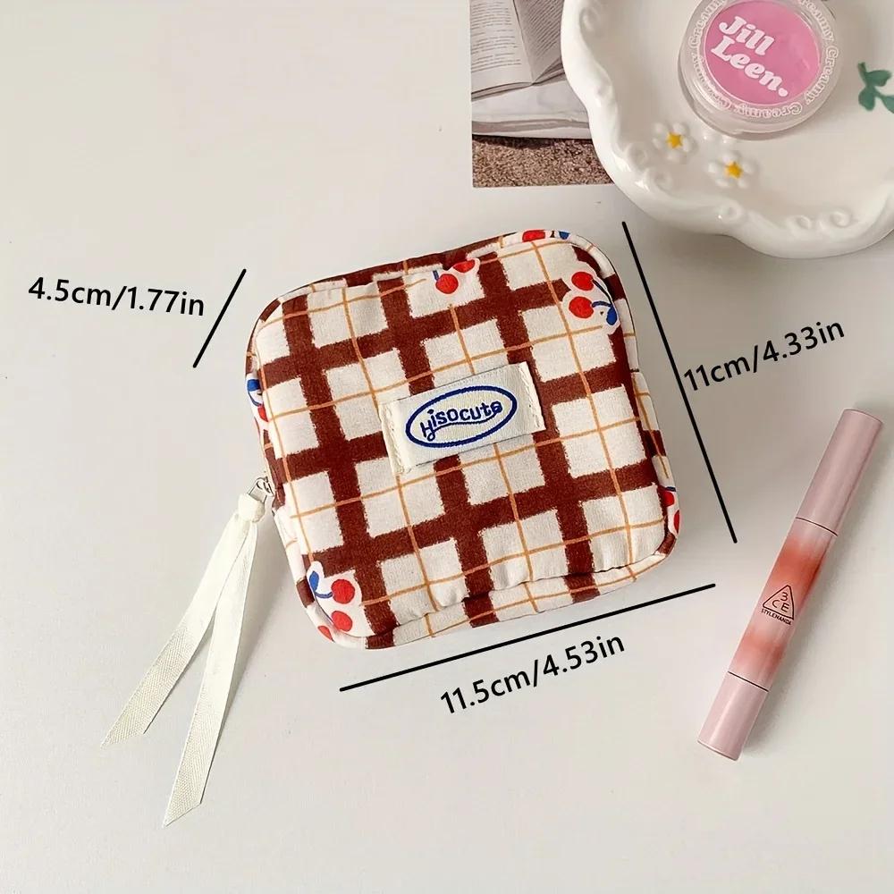 Large Plaid Makeup Bag with High Aesthetic Value, Small Cherry Sanitary Pad, Portable Mini Storage Bag, Bluetooth Earphone Bag