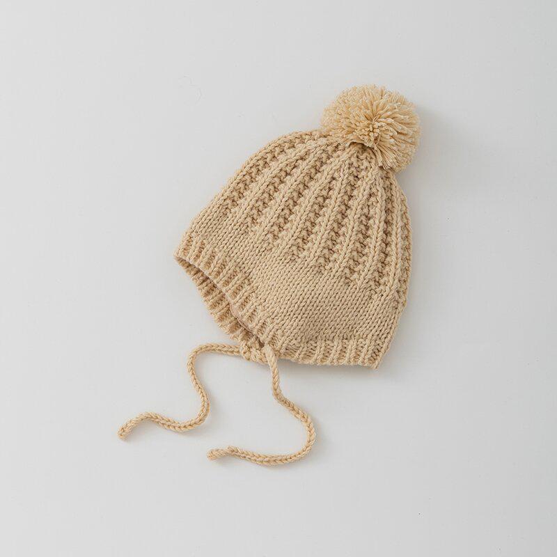 Zimowa ręcznie robiona czapka z nausznikami w stylu koreańskim z pomponem dla małych dziewczynek