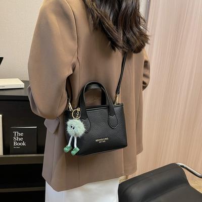 Simple Fashion Bag Women's Bucket Bag New Spring and Summer Shoulder Messenger Bag Versatile Casual Hand Carry