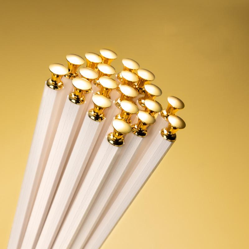 5 Paare Weiße Japanische Chinesische Essstäbchen Essstäbchen für Sushi Wiederverwendbares Koreanisches Essstäbchen-Set Metalllegierung Geschirr Palillos Chinos