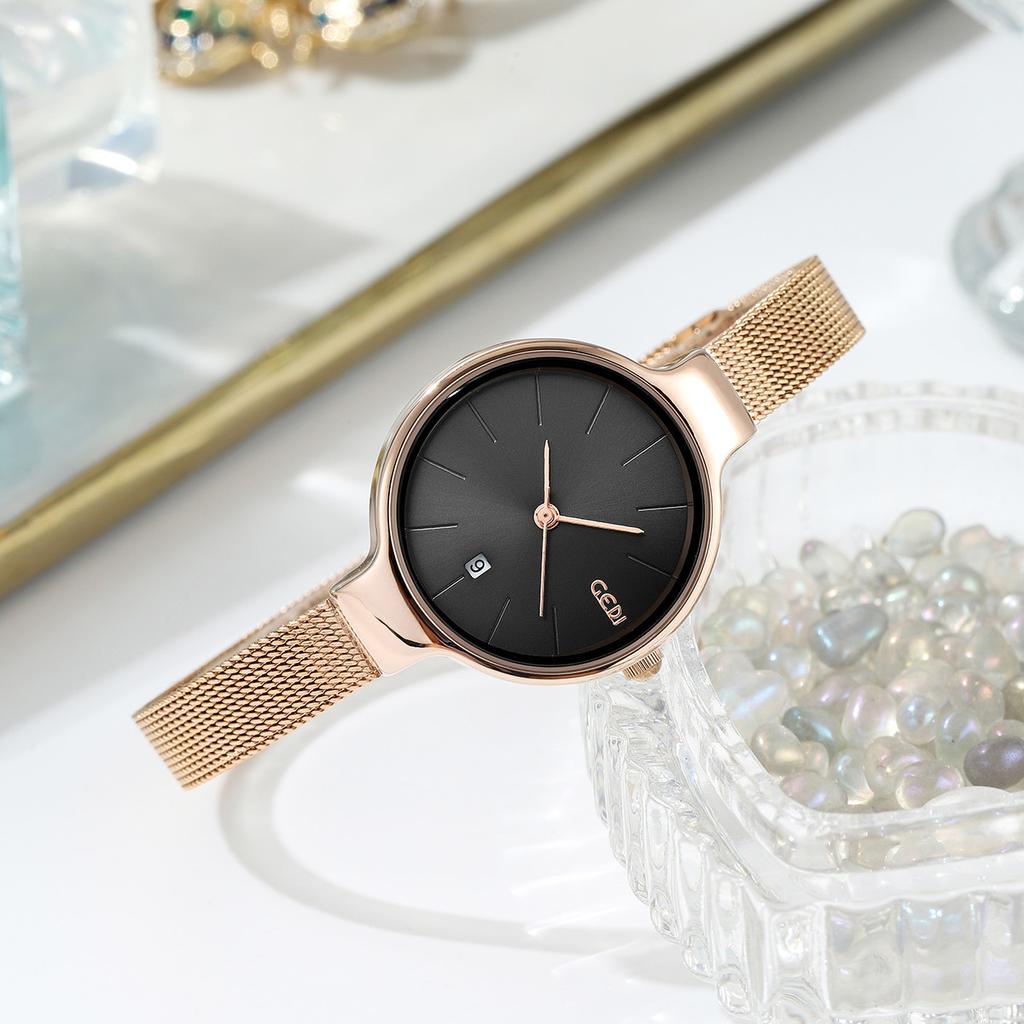 Women'S Japanese Simple Wind Calendar Watch Temperament Light And Small Mesh Belt Watch