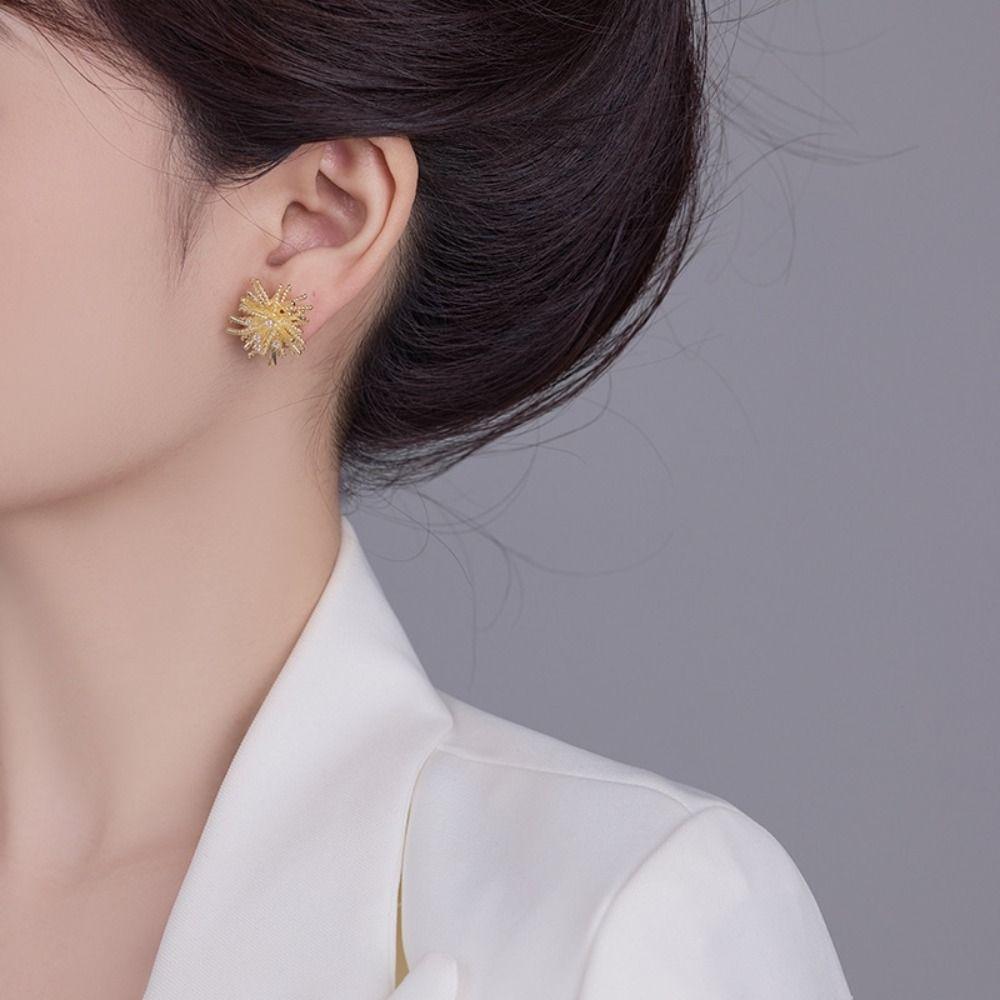 Exquisite Metal Stud Earrings Zircon Geometric Flower Earrings Fireworks Shape Earrings  Gift