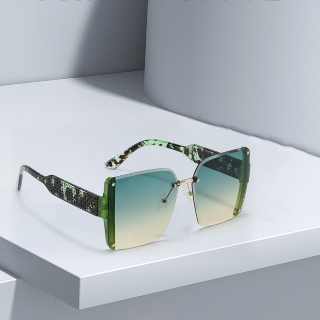 Modern Fashion Orange Grey Gradient Square Sunglasses With Orange Metal Strip Decoration Sunglasses Women  Glasses Women